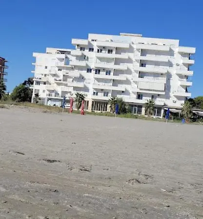 Seabreeze דירה *